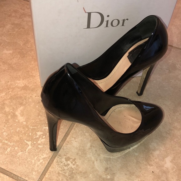 100% authentic Dior women’s - miss Dior pump in black with box - Picture 2 of 7